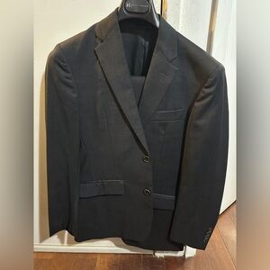 Brooks Brothers Charcoal Men's Suit - 36S